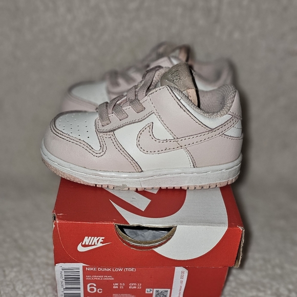 6c Dunks - Picture 2 of 4